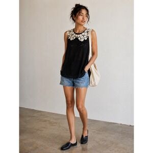 Eloise Black Floral Lace Sleeveless Top Cream Crochet Peter Pan Collar Small
